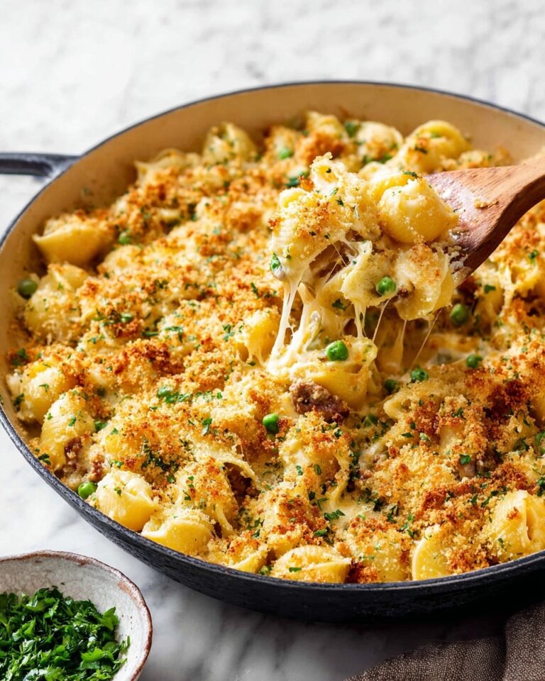 Easy Tuna Noodle Casserole with Cheesy Sauce Recipe